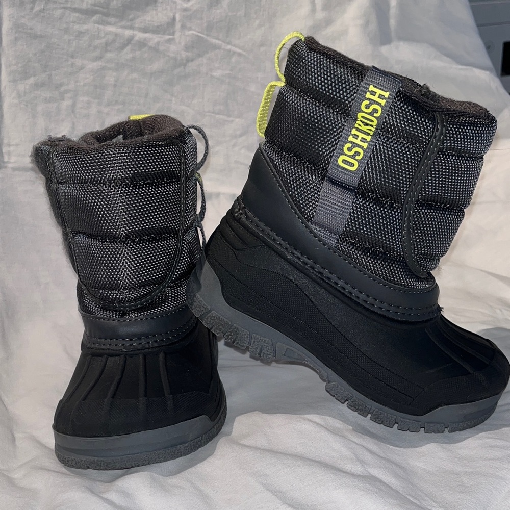 C7 OshKosh B'gosh Splash Winter Boots
